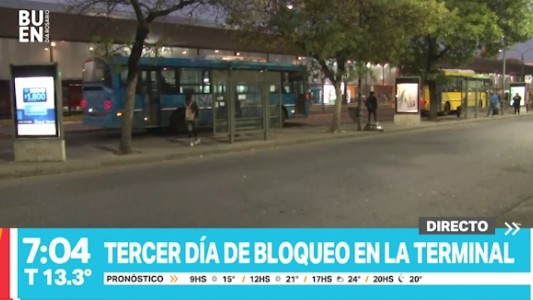 Tercer día de bloqueo en la Terminal de Ómnibus