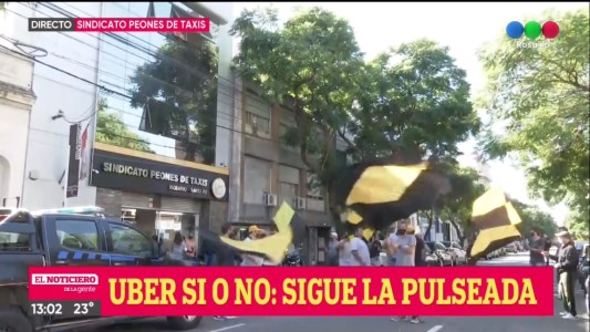 Taxistas de todo el país le dicen no a UBER con un gran bocinazo nacional.