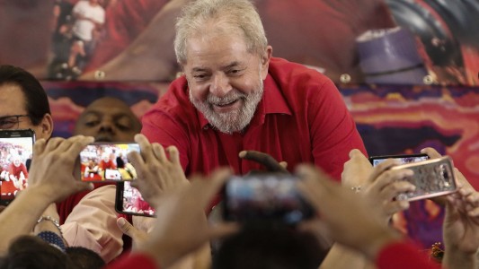 Lula: "Seré candidato si es necesario para ganarle a un fascista como Bolsonaro"