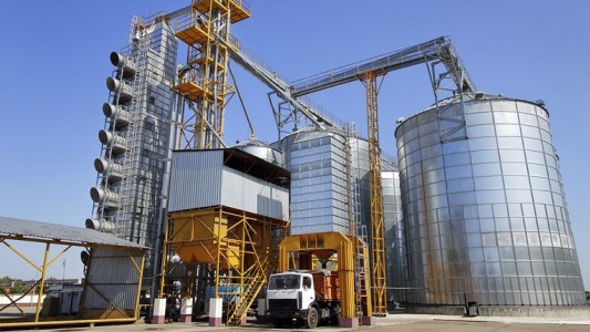 Reclama una prórroga para debatir un proyecto que evite cierres masivos de industrias