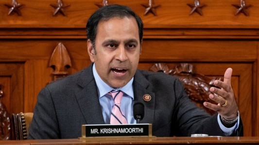 Un congresista de Estados Unidos le pidió a Joe Biden enviar "a los países más afectados, como India y Argentina", las vacunas sobrantes de AstraZeneca