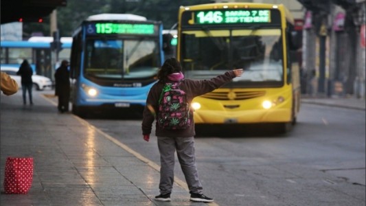 El transporte público de pasajeros funciona con normalidad en la ciudad