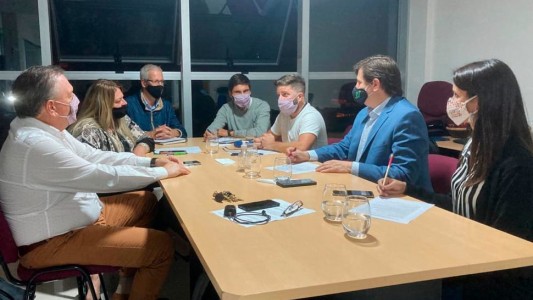 Intendencias y comunas radicales denuncian discriminación por parte del gobierno provincial