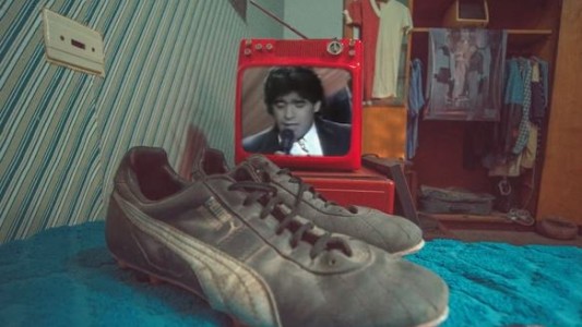 Se viraliza un video de Cachivache Quinteto con la voz de Maradona en un 2x4