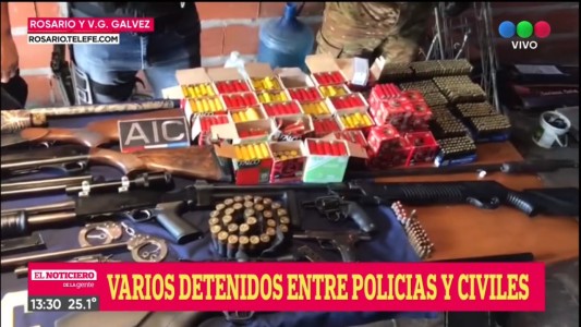 Detuvieron a una banda integrada por policías que vendía armas y municiones en Rosario
