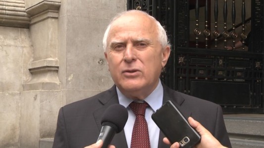 Leves signos de evolución en la salud de Miguel Lifschitz