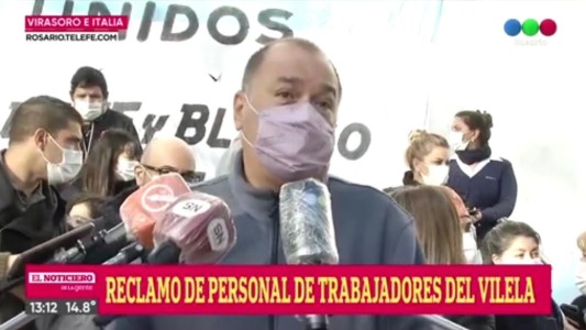 Municipales se concentraron en una protesta frente al Hospital Vilela