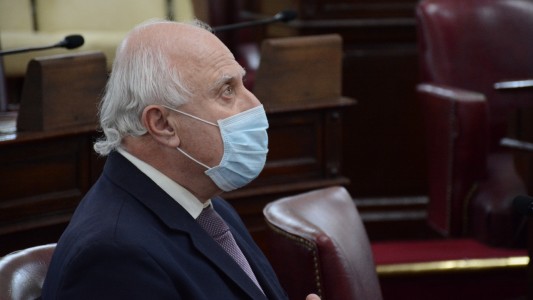 Sigue siendo crítico el estado de salud de Miguel Lifschitz