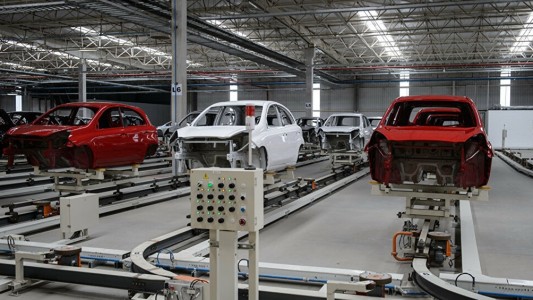 La producción nacional de vehículos superó las 29 mil unidades en abril