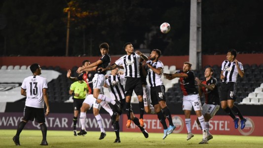 Sudamericana: Newell's perdió con Libertad y quedó con un pie afuera