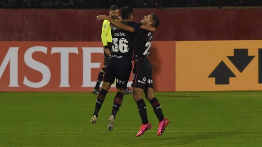 Newell's venció a Palestino y mantiene chances de clasificar