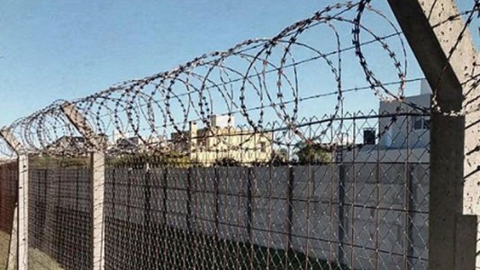 Polémica: levantaron un "muro ilegal" en un barrio privado