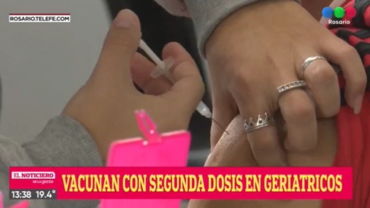 La provincia inició la inmunización contra el Covid-19 con segundas dosis en geriátricos de todo el territorio