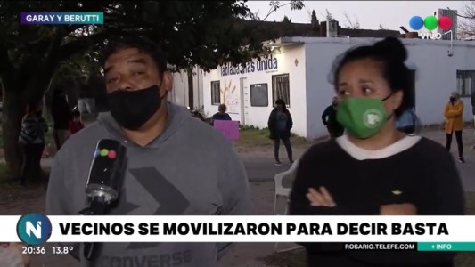 Barrio Tablada: abrazo simbólico para familia víctima de balaceras