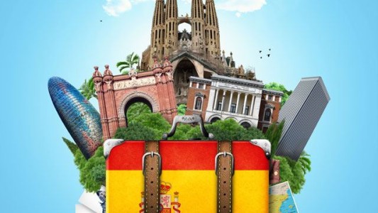 España continúa la recuperación del turismo en abril con más de 600.000 visitas internacionales