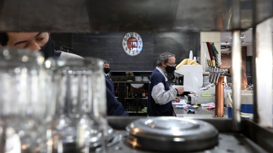 La provincia anunció la puesta en marcha de la Asistencia Económica de Emergencia al Sector Gastronómico