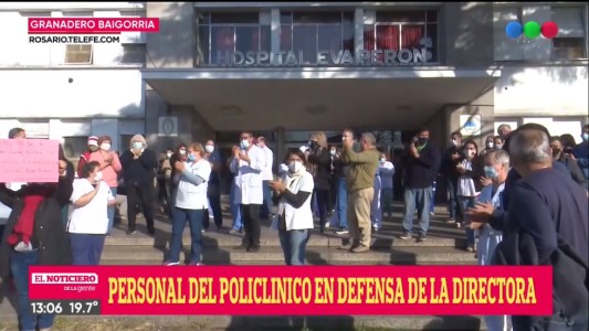 Abrazo solidario en defensa de la gestión del director del Eva Perón