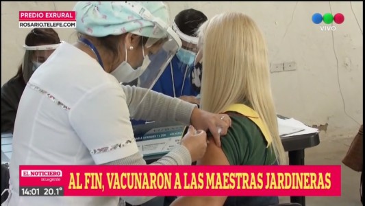 Comenzaron a vacunar a las maestras jardineras