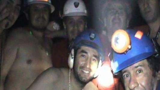 Indemnizarán con 55.000 dólares a mineros chilenos atrapados en el 2010