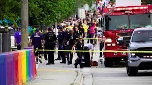 Un muerto al embestir una camioneta a manifestantes de marcha del Orgullo LGBTQ en EE.UU.