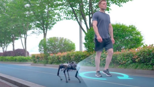 Qué es y para qué sirve el Robot runner, el perro que te acompaña mientras entrenas