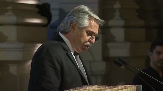 Alberto Fernández: "No olvidaremos a quienes se han ido en este tiempo doloroso"