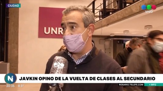 Javkin celebró que los alumnos secundarios vuelvan a las aulas