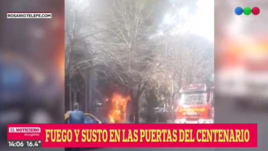 Susto en la puerta del Hospital Centenario: ardió una garita de venta de tarjetas de colectivo