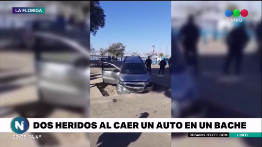 Dos heridos al caer un auto en un pozo de Aguas Santafesinas