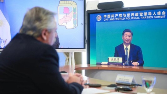 Vacunas: Alberto Fernández agradeció "la colaboración del gobierno chino"