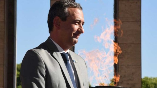 Javkin solicitó a los partidos políticos que la campaña "sea más corta y austera"