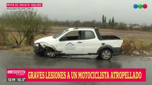 Villa Gobernador Gálvez: féroz choque entre una camioneta y una moto