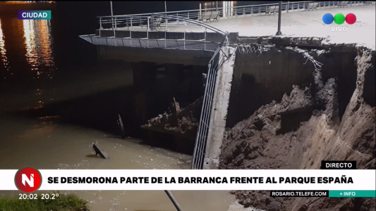 Por la bajante del Paraná, se desmoronó parte de la barranca del Parque España