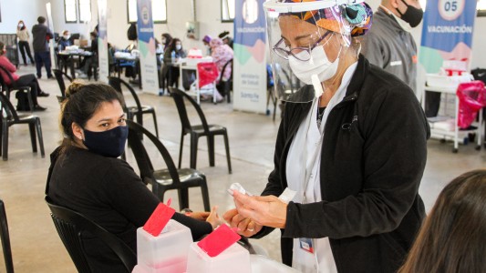 Coronavirus: lunes con 261 contagios y 26 muertes en Rosario