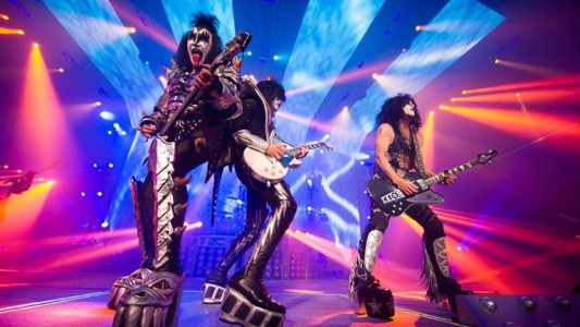 Kiss vuelve a postergar para abril de 2022 su show despedida en Argentina