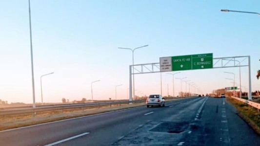 Traferri pidió al Ejecutivo informes sobre las demoras para arreglar la autopista Santa Fe