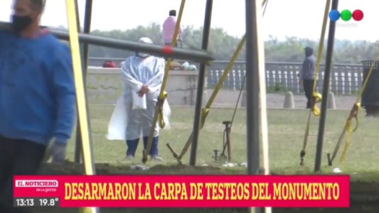 Desarmaron carpa de testeos frente al Monumento