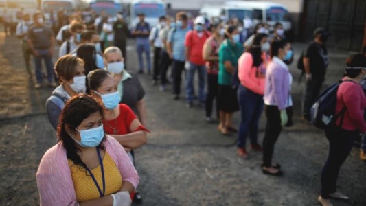 La OPS advirtió sobre posibles brotes de Covid-19 en América “hasta bien entrado 2022”