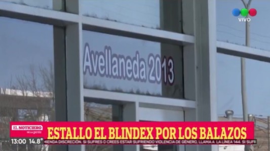 Delincuentes balearon una concesionaria de autos