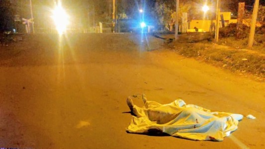 Nuevo crimen en la ciudad: asesinaron de 10 balazos a un joven en zona oeste