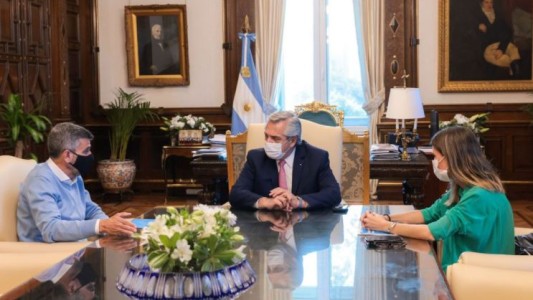 El dinero de la tarjeta Alimentar se cobrará en la misma cuenta que la AUH a partir de noviembre