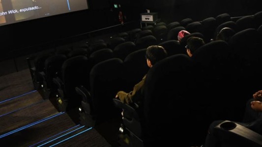 La Justicia frenó el bono de $5000 a los jóvenes para cines, teatros y shows