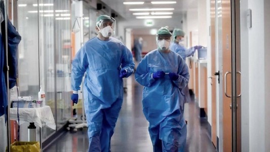 La OMS estima que el coronavirus habría matado entre 80.000 y 180.000 trabajadores sanitarios