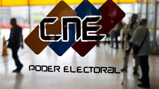 El gobierno de Venezuela propuso vigilar las redes sociales durante la campaña electoral