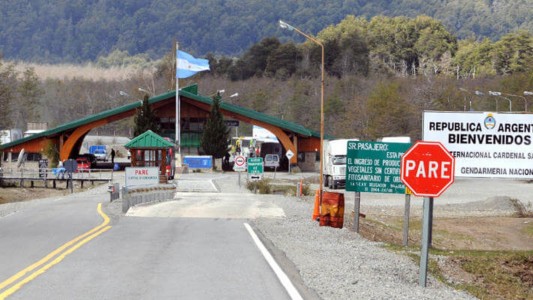 Reducen trámites para turistas que vivan en pasos fronterizos