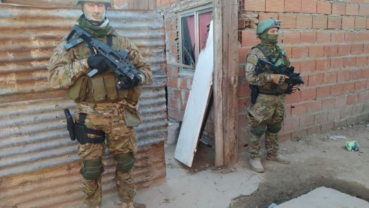 Megaoperativo en la ciudad: realizaron allanamientos y hay cuatro detenidos