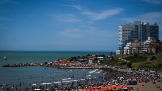 Fin de semana largo: unos 3,5 millones de turistas viajan por el país