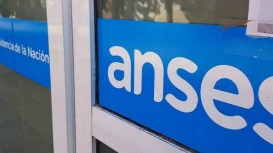 AUH, AUE, Desempleo, Repro II y jubilaciones, ¿Quiénes cobran el lunes 29 de noviembre?