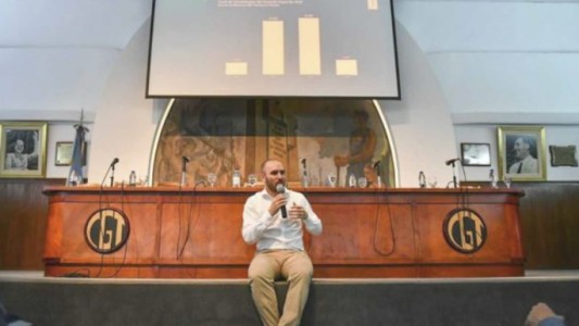 Guzmán recibió el respaldo de la CGT a la negociación con el FMI