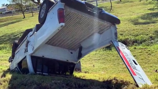 Trágico despiste en Circunvalación: salió despedido y murió en el acto